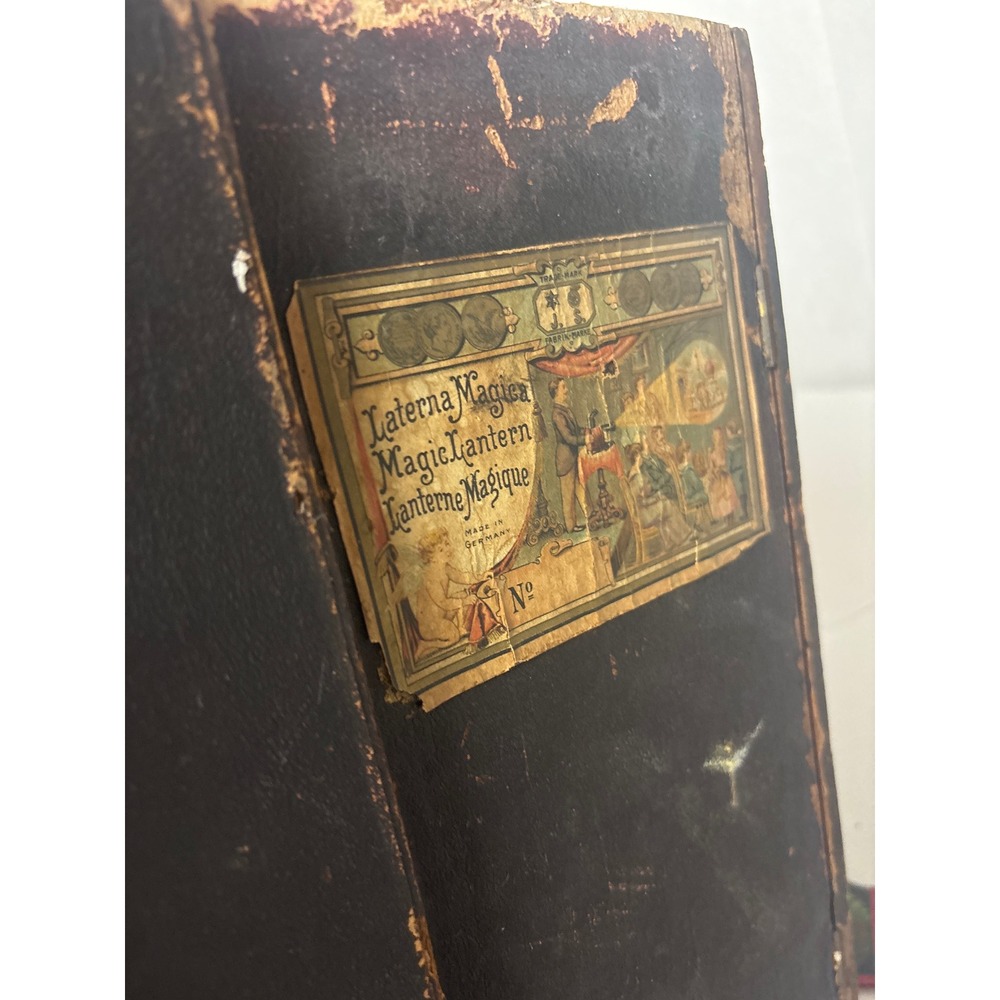 Antique Lanterna Magica Magic Lantern German Projector Set with Glass Slides Box - Picture 2 of 16